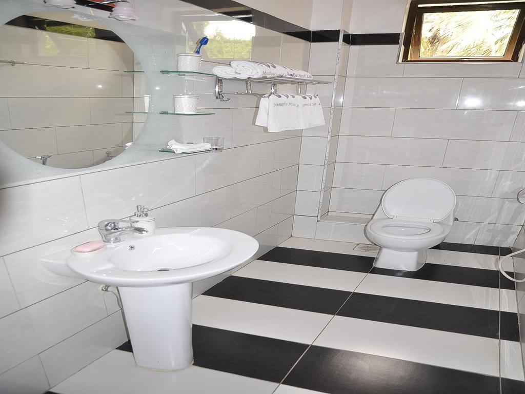 Monalisa Hotel Mtwapa Bagian luar foto